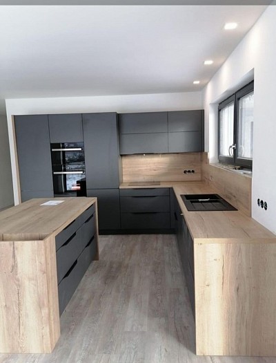 Fitted Kitchen